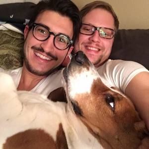 Meet your Posher, Casey